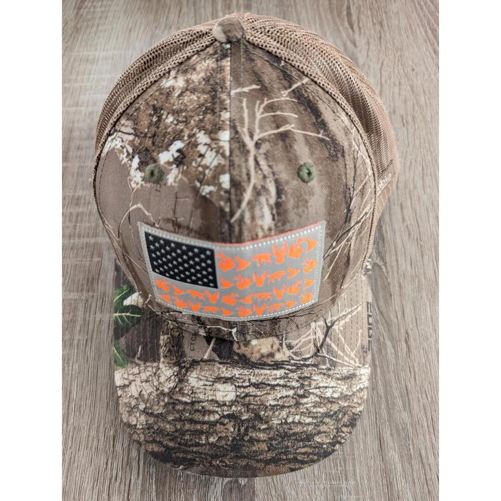 Columbia PHG Camo Mesh Ball Cap Hat American Flag Hunting Animals